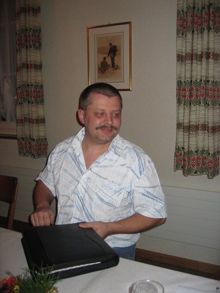 picture-0006.jpg - ...s'isch aues gseit, wäg mit dem Zügs...