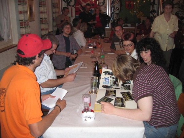 picture-0011.jpg - ...Erinnerige !! Ohne Erinnerige wär aues für d'Füchs...