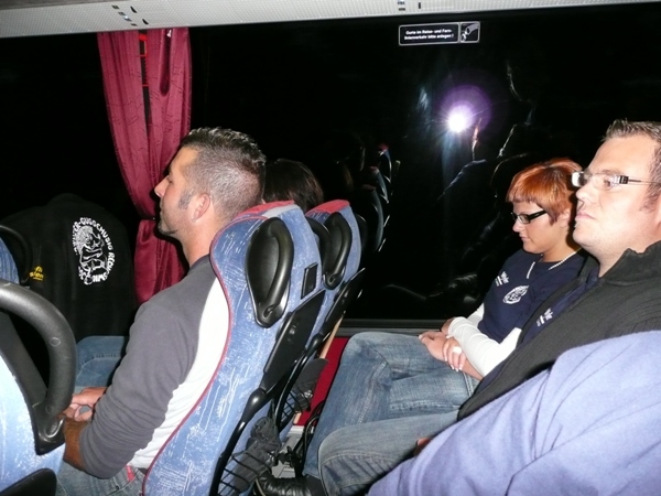 jgureise07 004.jpg - ...mir gö übrigens uf Guggereis - no wüsse mer nid wohäre das es geit...