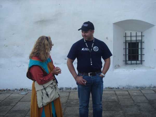 DSC00625.JPG - ...aha, dr "Fürst André der III. vo Jgulandia zu AebiRüebu" wir vor Sprüchechlöpfere vom gmeine Volk empfange...