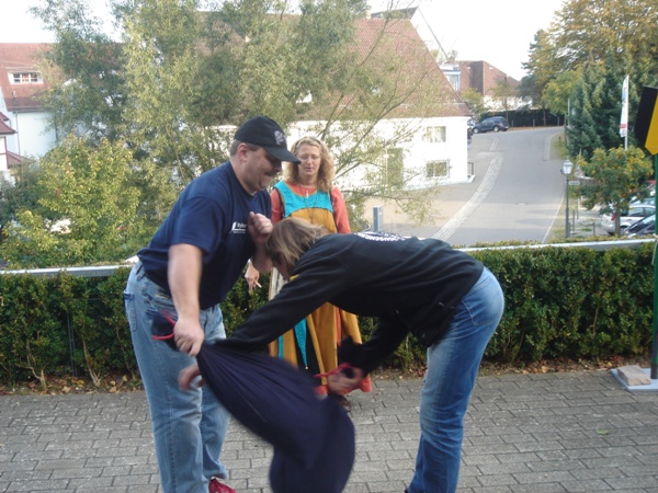 DSC00632.JPG - ...uf däm Foti gseht me eigentli grad us ahieb, dass dr SchäferLivu am verlüre isch...