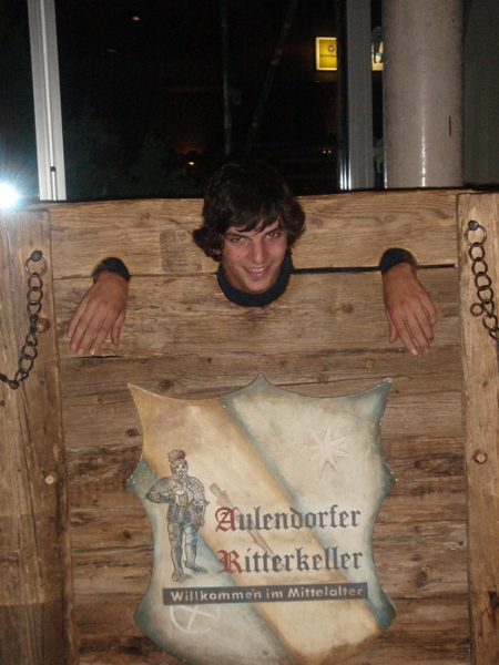 DSC00643.JPG - ...stimmt, dr Rhinu het nid inedörfe...jetz weiss i ou, wieso är nid a die letscht Prob isch cho...