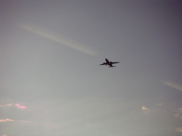 PICT2029.JPG - ...guet, dass mer no mit em Flüger gö, hät i jetz nid dänkt...