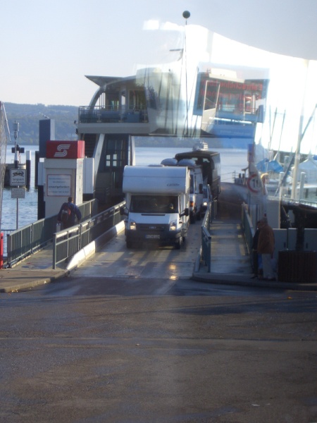 CIMG1134.JPG - ...üses Kampfschiff...