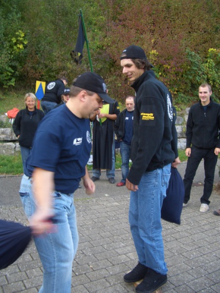 CIMG1226.JPG - ...und dr Rhinu, so erstuunt, er vergisst sogar mitzmache...