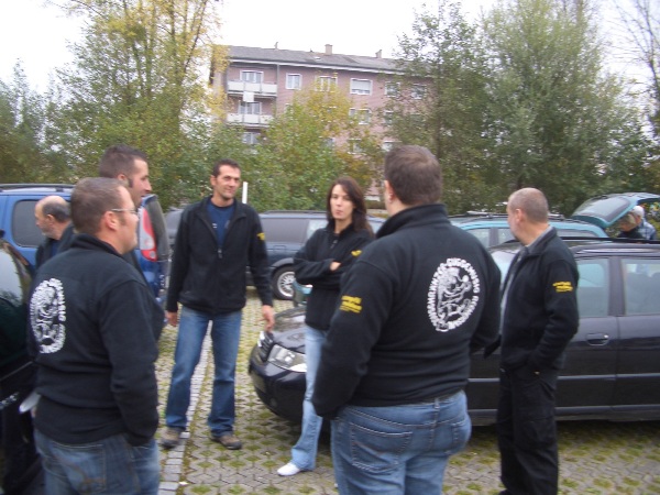 CIMG1373.JPG - ...wider einisch und äntli isch es sowyt...(im Benno si Cam macht scho e schlächte Iidruck)...