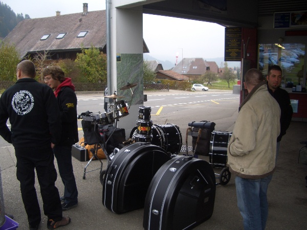 CIMG1379.JPG - ...üse Ramsch isch emu scho parat zum Ufefuge...