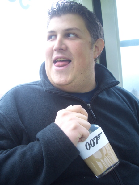 CIMG1384.JPG - ...natürli het ou d'Seerose Thorsten chli Pflanzeoel mitgnoh...