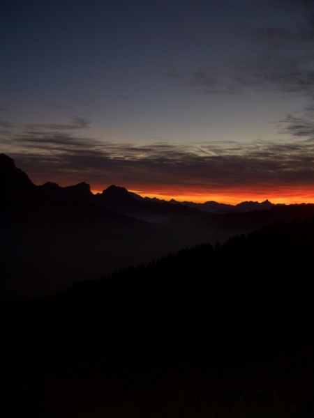 CIMG1438.JPG - ...dr Ofe geit langsam us...ou dä vor Kamera...