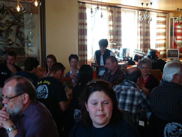 DSC00044.JPG - ...jetz wot me zerscht mou öppis gäge dä Durscht mache...