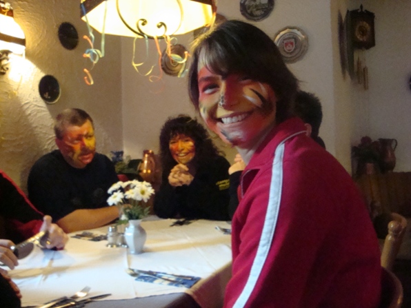DSC01712.JPG - ...jo do grinse si die Froue...und i merke wider mou nüt dervo...