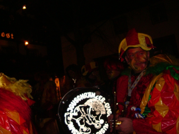 DSC01751.JPG - ... hei lue, genau, die Pouke chöi schön lüchte...lueg Ändu...
