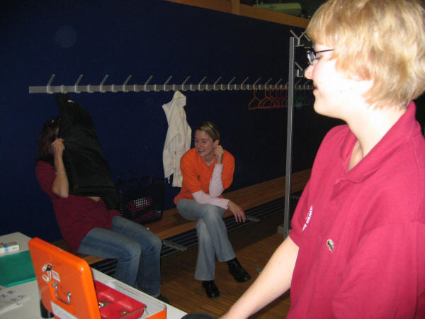 IMG_0013.JPG - ...s'Blüemli chunnt de scho no i Stress...gloubet mers...