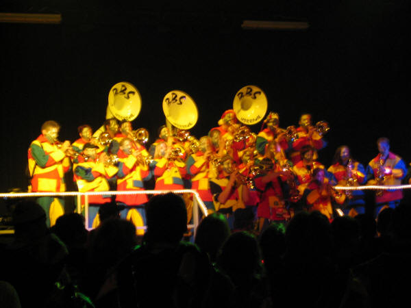 IMG_0021.JPG - ...no chli Liechtspilereie...