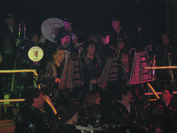 IMG_0024.JPG - ...das chönnte d'Fürobeblooser si...us Söuzech...