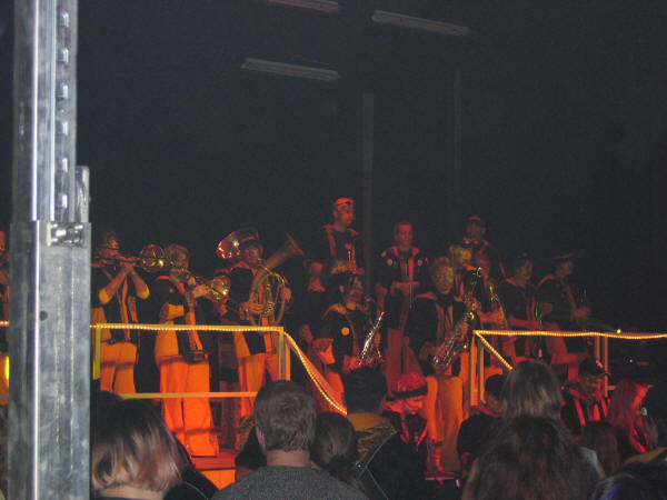 IMG_0031.JPG - ...es räblet und chesslet...