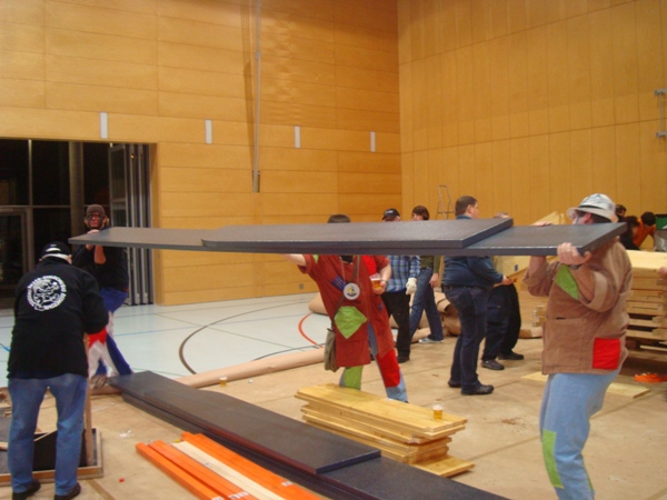 DSC01990.JPG - ...und müesse natürli wieder uffaue...