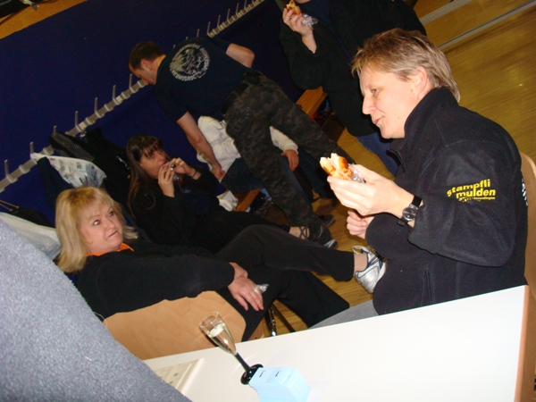 DSC02575.JPG - würd ou no jetz ässe... nächär chömet dr nüm derzue